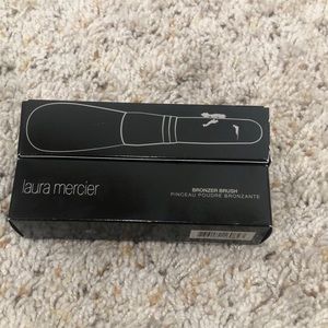 Laura Mercier bronzer brush